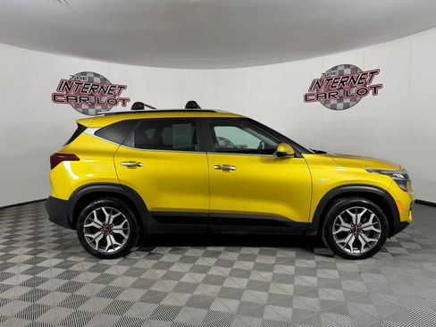 Used 2023 Kia Seltos SX w/ SX Sunroof Package image 8