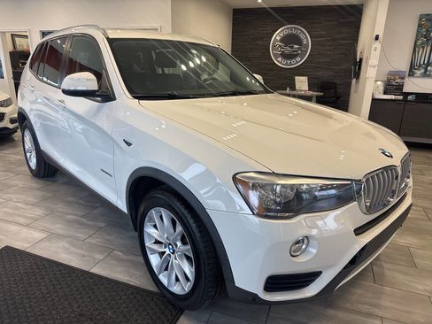 Used 2016 BMW X3 xDrive28i image 3