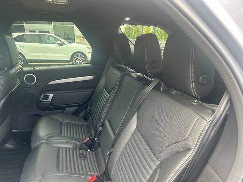 Used 2023 Land Rover Discovery S R-Dynamic AWD/4WD image 10