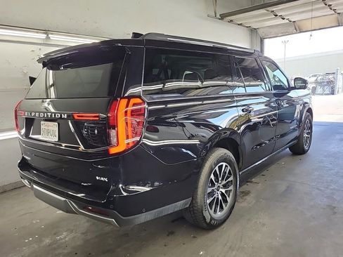Used 2025 Ford Expedition Max Platinum image 5