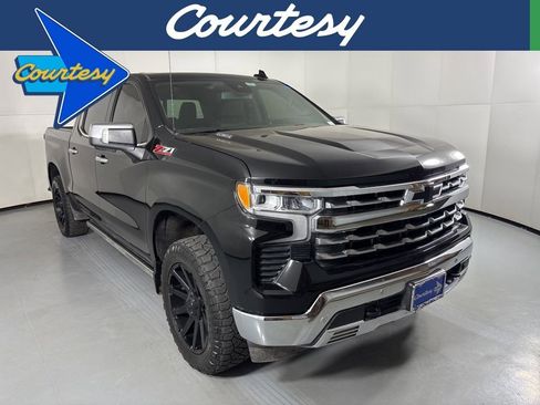 Used 2022 Chevrolet Silverado 1500 LTZ AWD/4WD image 1