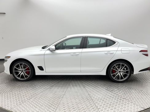 Certified 2025 Genesis G70 2.5T image 5