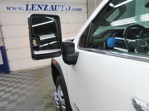 Used 2024 GMC Sierra 3500 Denali w/ Denali Reserve Package image 82