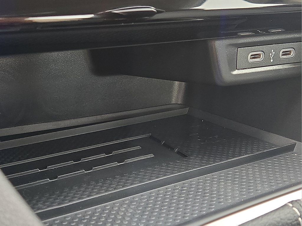 Certified 2026 Volkswagen Jetta SEL FWD image 21