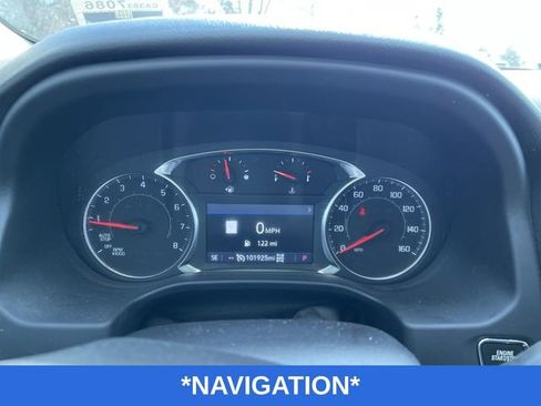 Used 2023 GMC Acadia SLE image 13