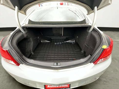 Used 2011 Buick Regal CXL Turbo w/ TO2 Preferred Equipment Group image 12