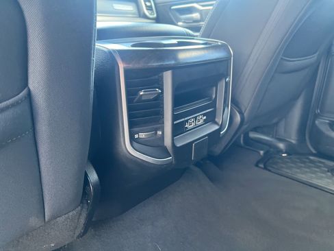 Used 2019 RAM 1500 Big Horn AWD/4WD image 17