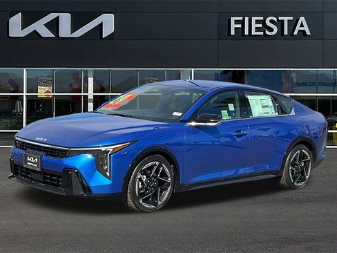 New 2025 Kia K4 GT-Line image 2