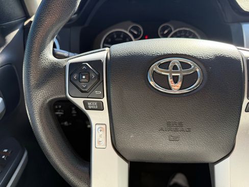Used 2017 Toyota Tundra SR5 w/ SR5 Upgrade Package image 19