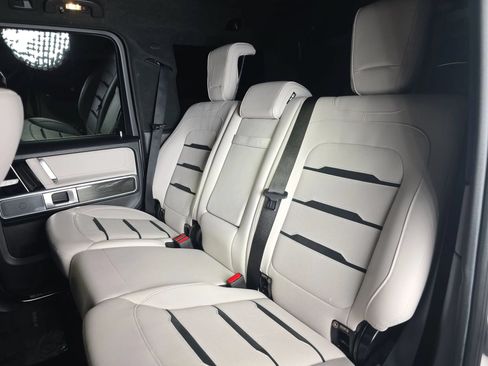 Used 2021 Mercedes-Benz G 63 AMG 4MATIC w/ G Manufaktur Interior Package image 10