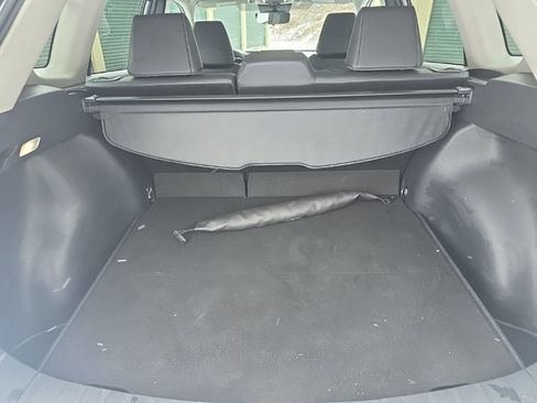 Certified 2024 Toyota Corolla Cross XLE image 15