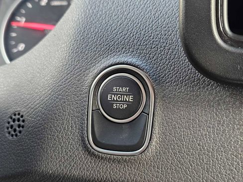 Used 2024 Mercedes-Benz Sprinter 2500 image 30