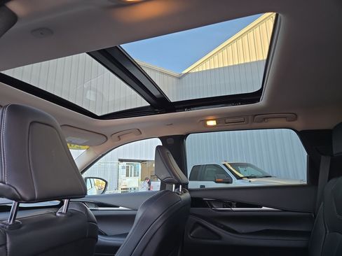 Used 2025 INFINITI QX60 Pure image 41