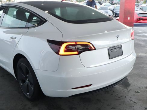 Used 2023 Tesla Model 3 Standard Range RWD image 9