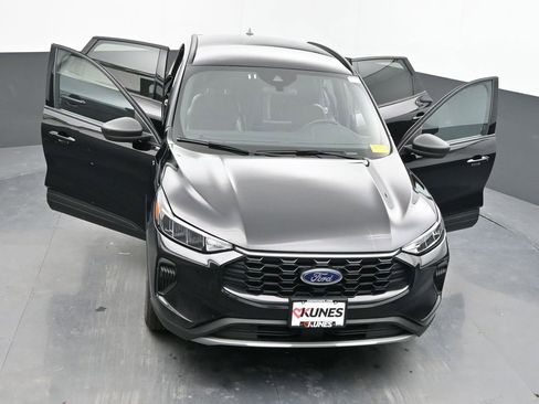 Used 2025 Ford Escape ST-Line image 43