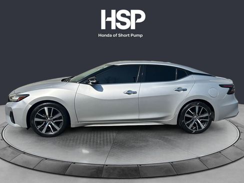 Used 2022 Nissan Maxima SV w/ Floor Mat Group image 2