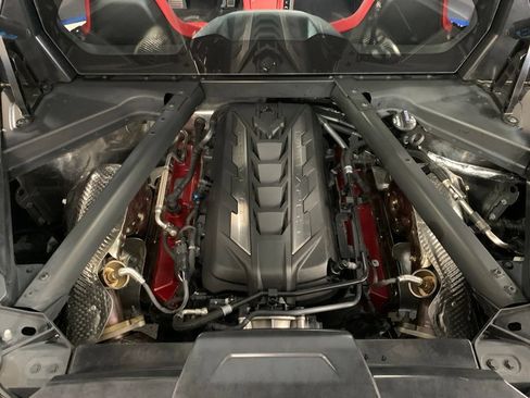 Used 2024 Chevrolet Corvette Stingray Preferred Cpe w/ 2LT RWD image 13