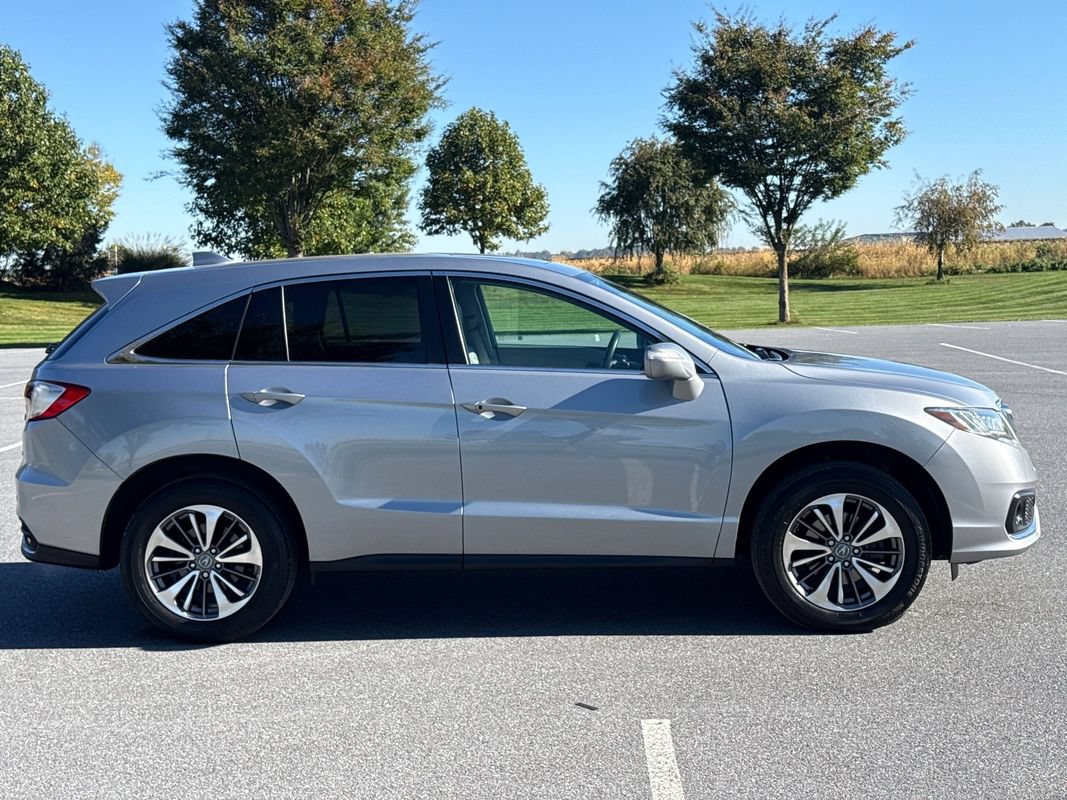 Used 2017 Acura RDX w/ Advance Package AWD/4WD image 9