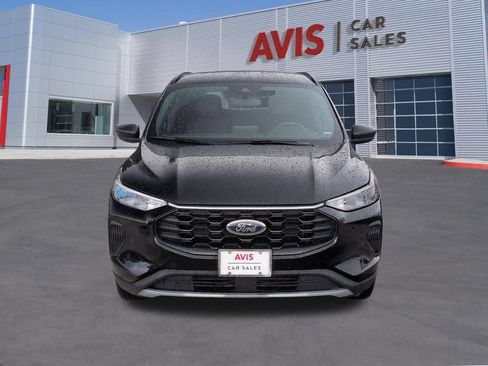 Used 2025 Ford Escape ST-Line AWD/4WD image 2