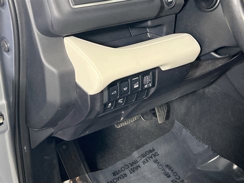 Used 2020 Subaru Ascent Limited w/ Technology Package image 10