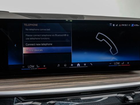 Used 2024 BMW X5 sDrive40i w/ M Sport Package image 34