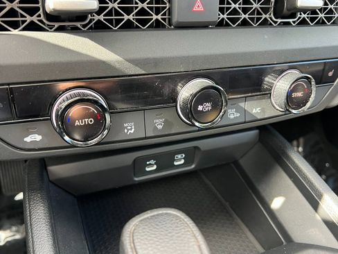 Used 2023 Honda Accord EX image 34