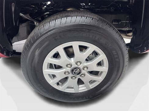 Used 2025 Toyota Tacoma SR image 84