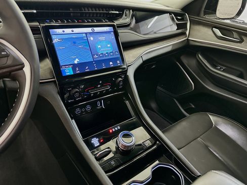 Used 2023 Jeep Grand Cherokee 4WD 4xe image 26