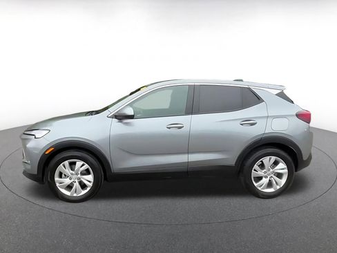 Used 2025 Buick Encore GX Preferred FWD image 9