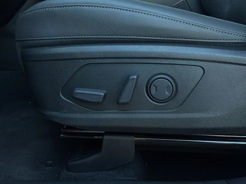 New 2025 Kia Sorento EX w/ Panoramic Sunroof Package AWD/4WD image 11