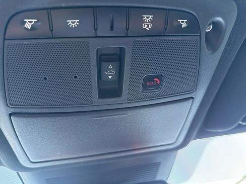 Used 2021 INFINITI Q60 3.0t Luxe w/ Essential Package AWD/4WD image 34