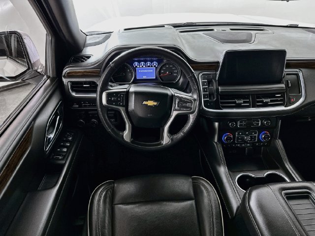 Used 2021 Chevrolet Tahoe Premier w/ Premium Package AWD/4WD image 4