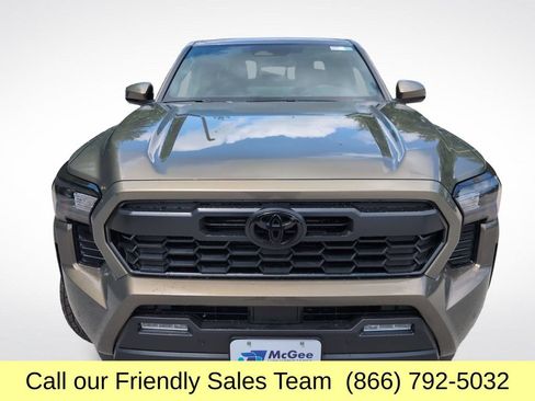New 2026 Toyota Tacoma TRD Off-Road w/ TRD Off Road Upgrade Package AWD/4WD image 8