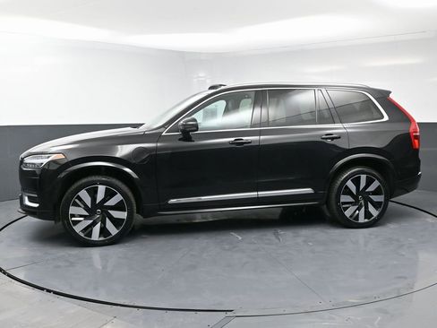 Used 2023 Volvo XC90 T8 Plus image 6