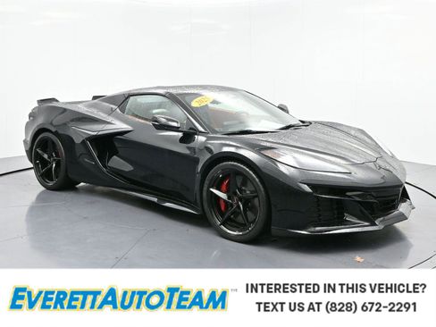 Used 2025 Chevrolet Corvette E-Ray w/ ZER Performance Package image 1
