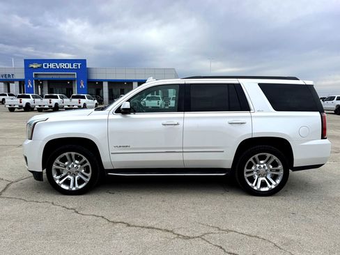 Used 2018 GMC Yukon SLT w/ Premium Edition image 10