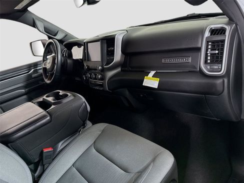Used 2023 RAM 1500 Big Horn AWD/4WD image 20