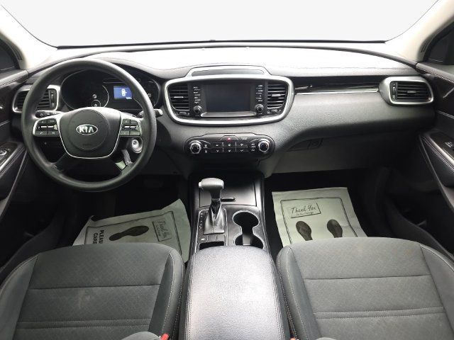 Used 2020 Kia Sorento FWD V6 image 13