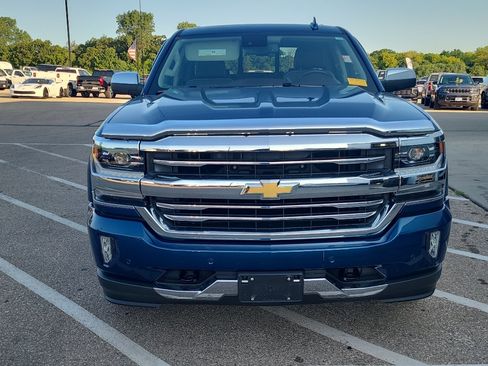 Used 2016 Chevrolet Silverado 1500 High Country w/ High Country Premium Package AWD/4WD image 9