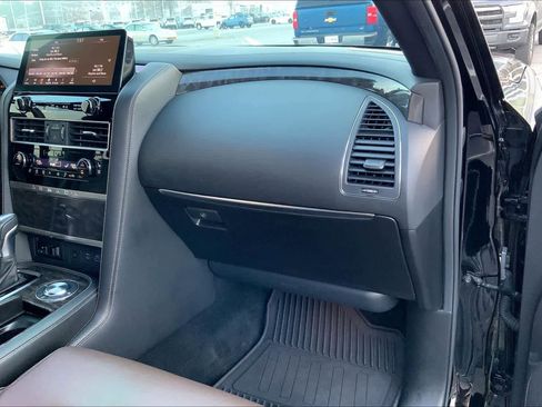 Used 2022 Nissan Armada Platinum w/ Captain's Chairs Package image 18
