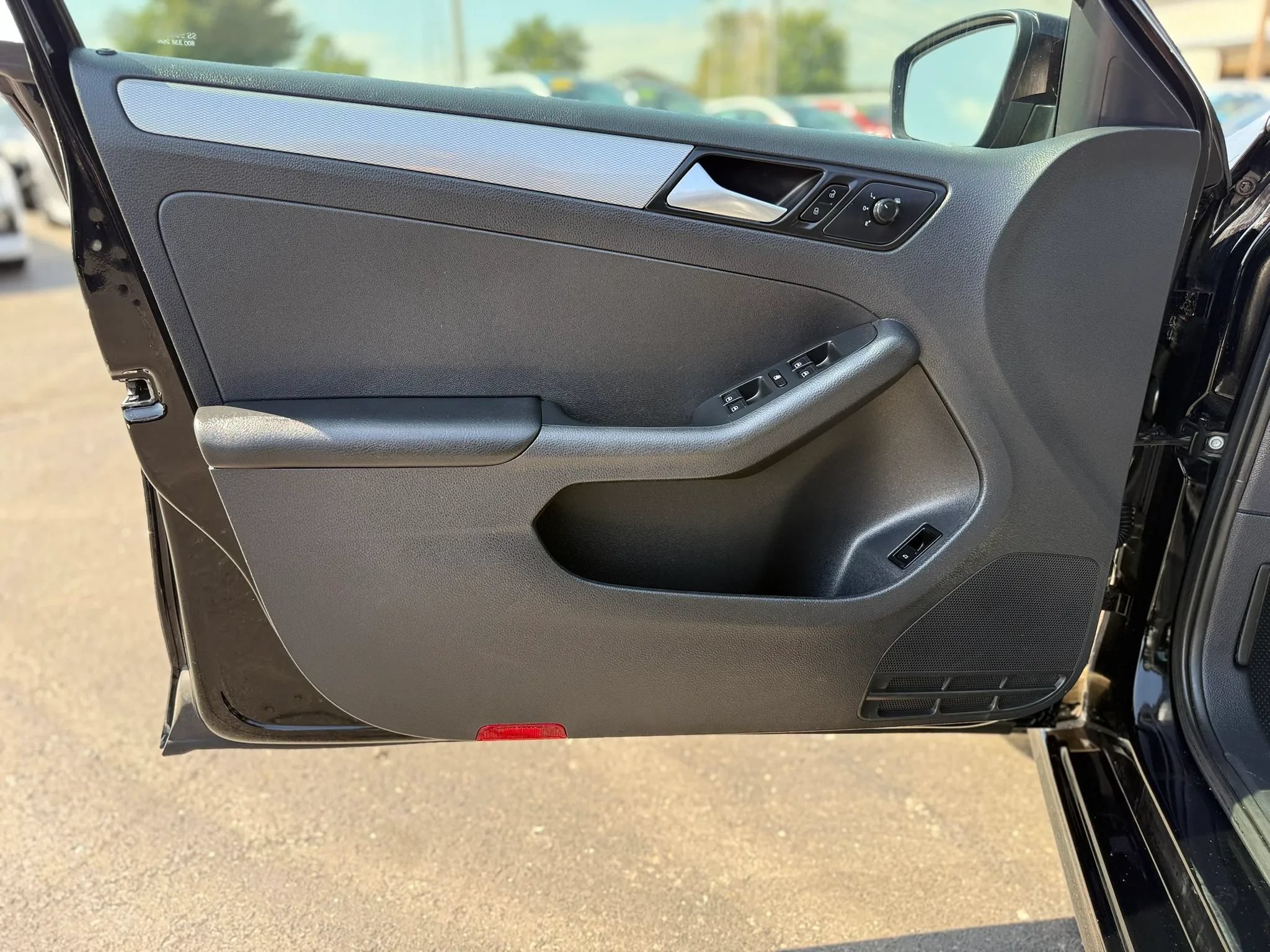Used 2018 Volkswagen Jetta Wolfsburg Edition FWD image 22