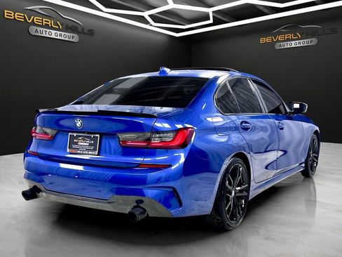 Used 2021 BMW 330i xDrive Sedan w/ M Sport Package image 4