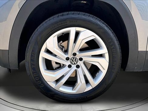 Used 2023 Volkswagen Atlas SE AWD/4WD image 37
