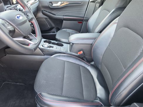 Used 2025 Ford Escape ST-Line AWD/4WD image 9