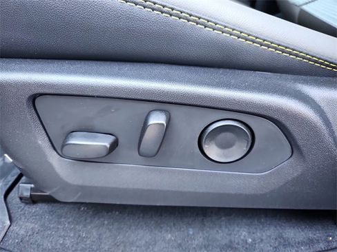 New 2026 Chevrolet Colorado ZR2 w/ Technology Package image 11