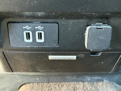 Used 2018 Ford F150 Lariat image 30