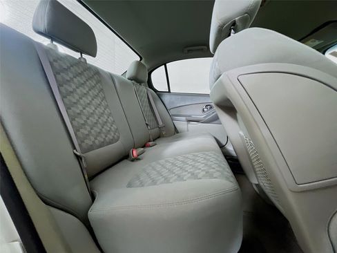 Used 2005 Chevrolet Malibu LS w/ Preferred Equipment Group FWD image 27