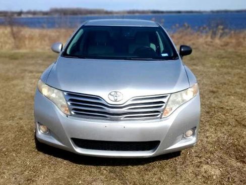 Used 2012 Toyota Venza LE image 16