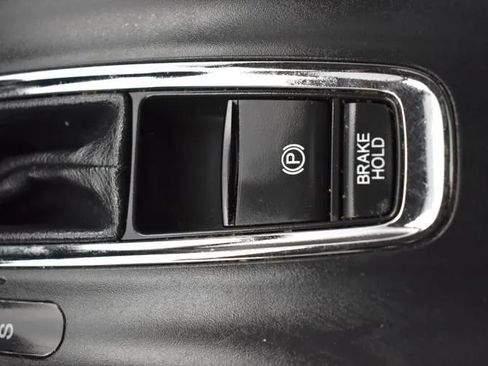 Used 2018 Honda HR-V EX-L image 33