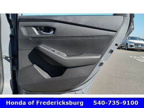 Used 2025 Honda Accord Sport image 37